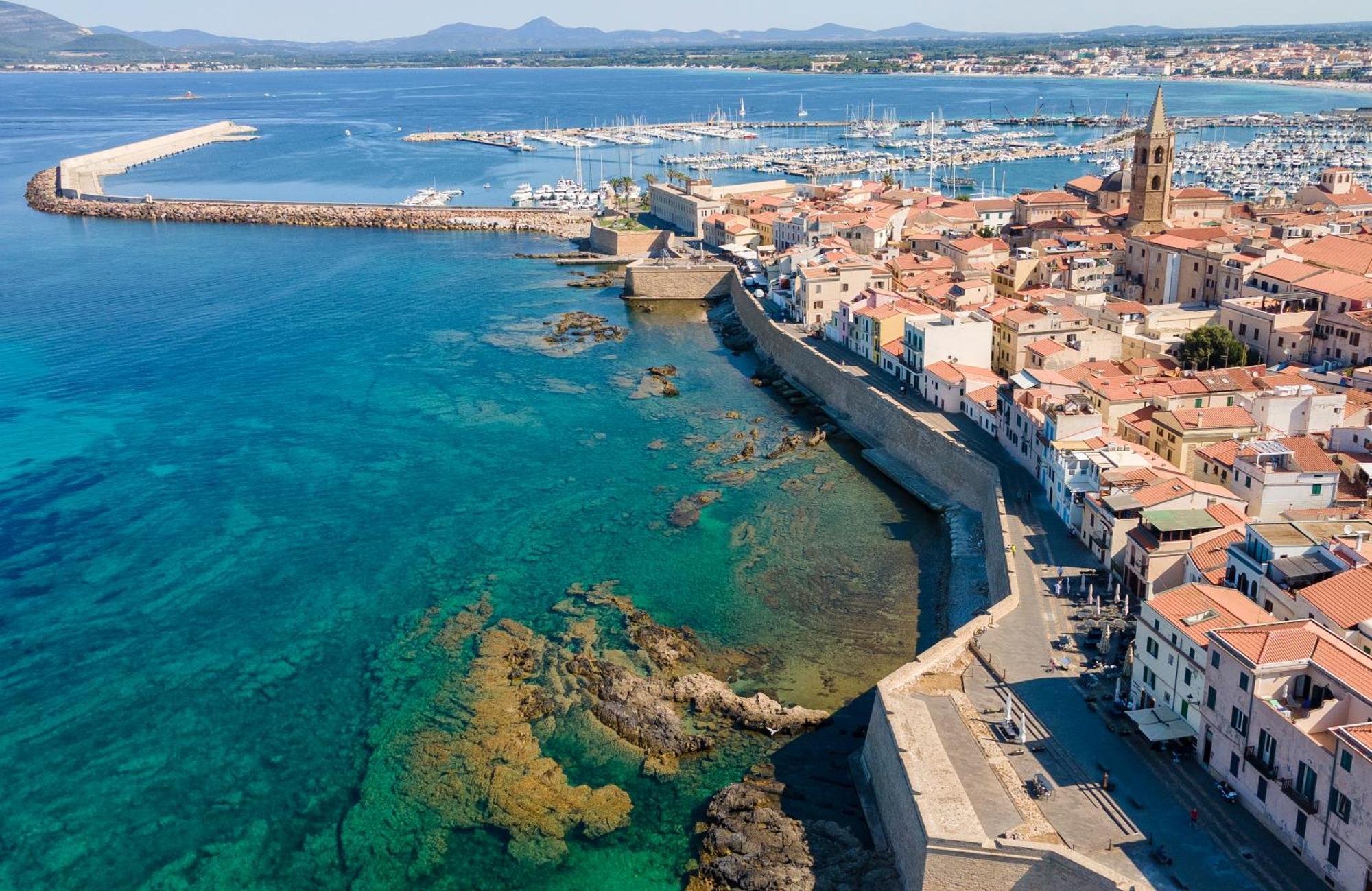 Carlo Alberto Apartment, Alghero Old Town, Near The Beach Exterior photo